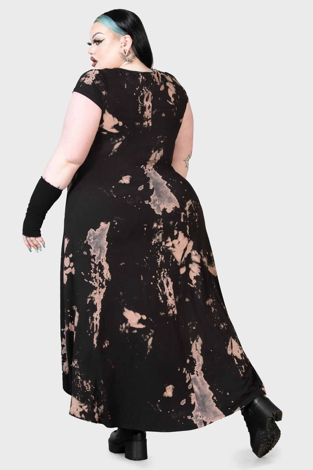 Deadly Debbie Maxi Dress [PLUS]