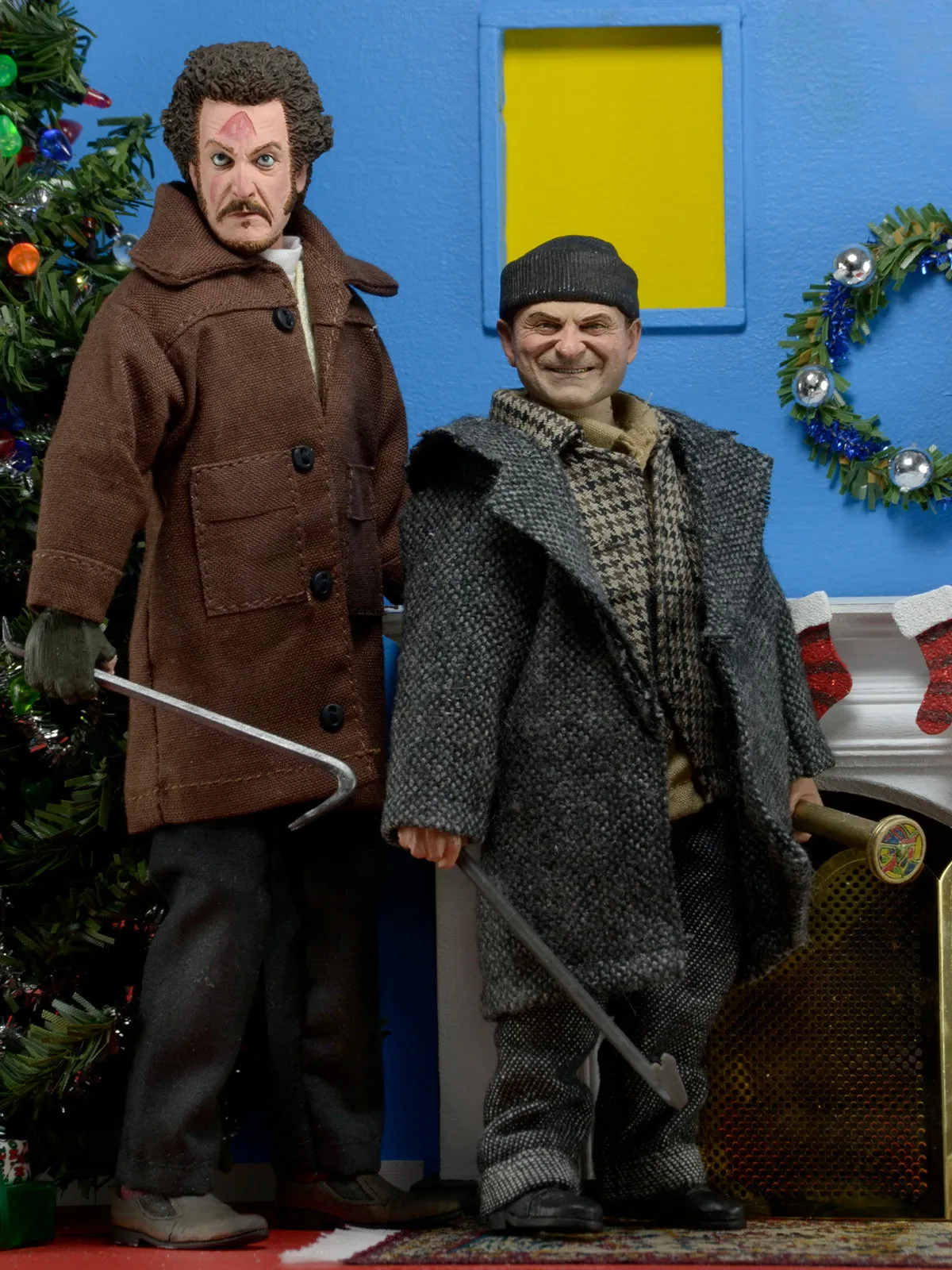 Harry - 8 Scale Clothed Action Figure - Home Alone - NECA Collectibles